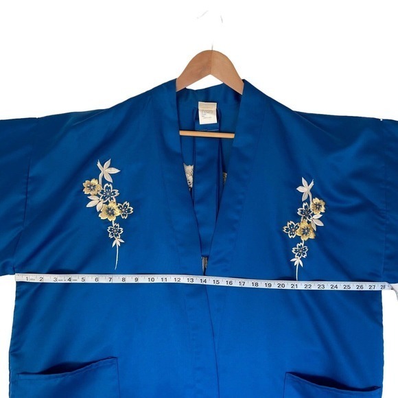 Embroidered Floral Asian Robe Royal Blue One Size Made In Japan NWOT - Picture 3 of 9